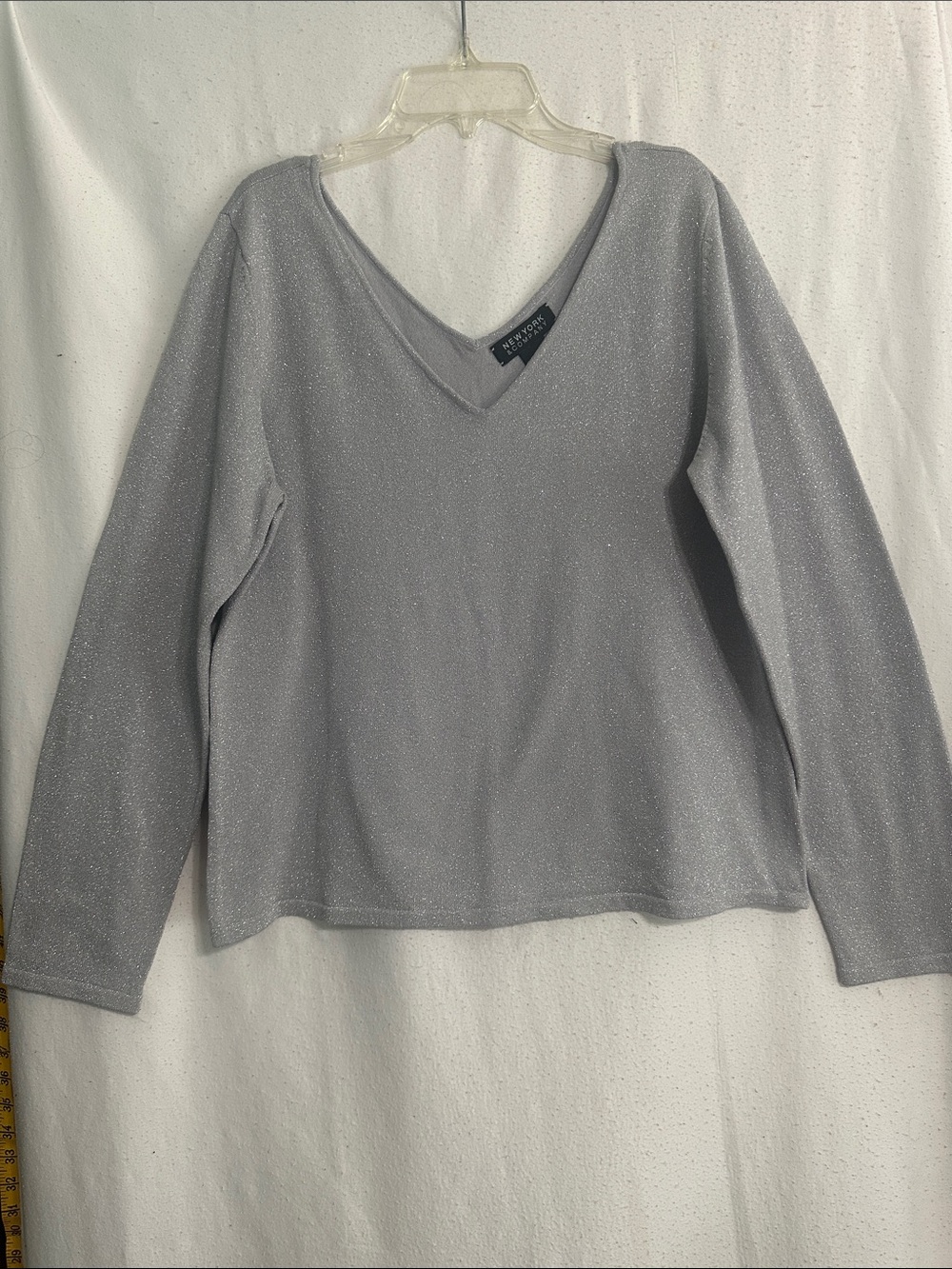 New York and Company Silver Glitter V-Neck Long Sleeve Sweater